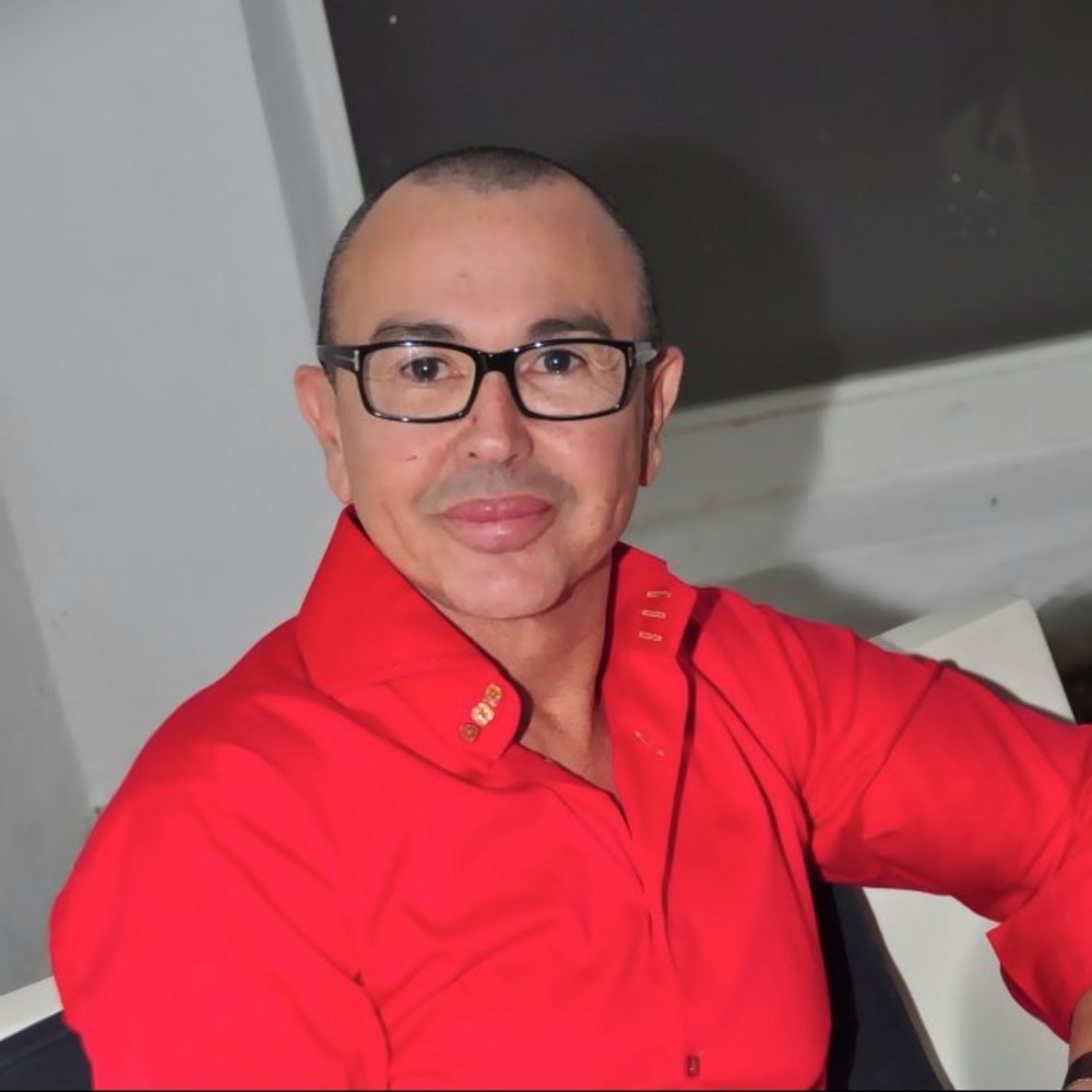 Meet your Posher, Derbis